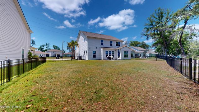 1270 Windswept Oak Lane, Beaufort, SC 29902