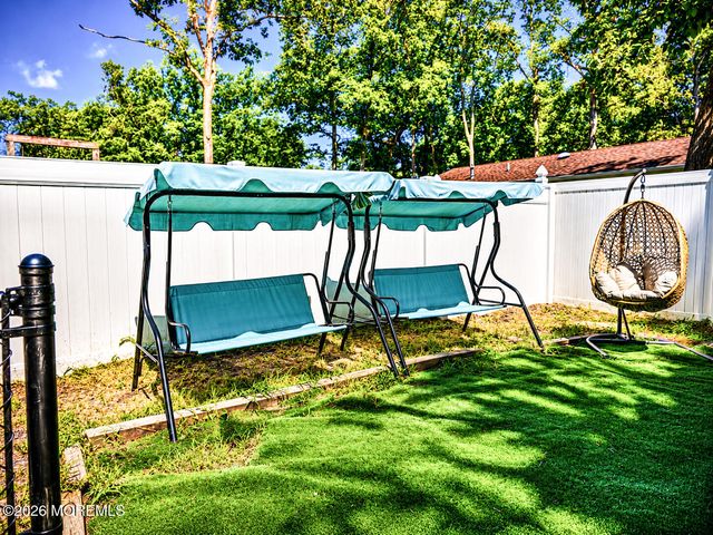 122 Garden Avenue, Browns Mills, NJ 08015