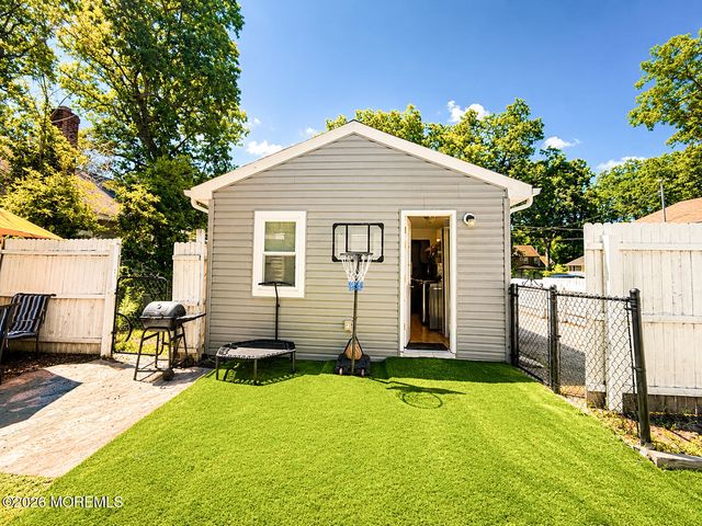 122 Garden Avenue, Browns Mills, NJ 08015