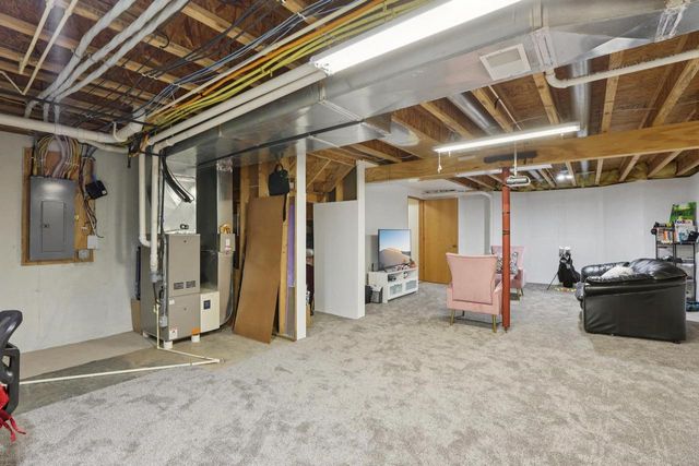 3744 Mammoth Trail, Madison, WI 53719