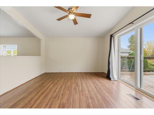 51540 Se WESTLAKE Dr 56, Scappoose, OR 97056