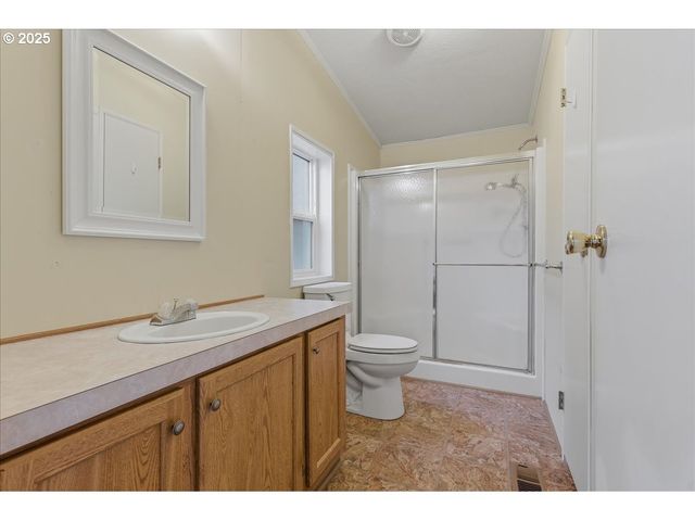 51540 Se WESTLAKE Dr 56, Scappoose, OR 97056