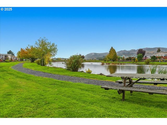 51540 Se WESTLAKE Dr 56, Scappoose, OR 97056