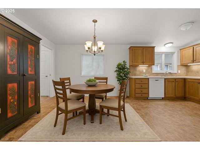 51540 Se WESTLAKE Dr 56, Scappoose, OR 97056