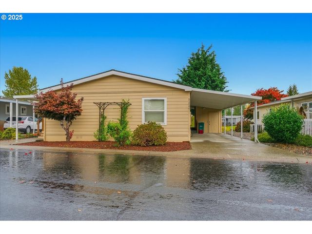 51540 Se WESTLAKE Dr 56, Scappoose, OR 97056