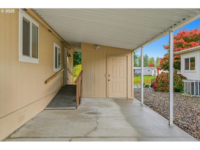 51540 Se WESTLAKE Dr 56, Scappoose, OR 97056