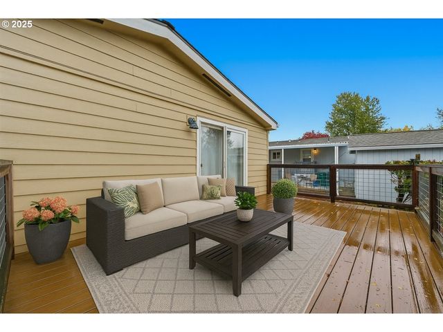 51540 Se WESTLAKE Dr 56, Scappoose, OR 97056