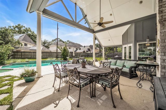 8018 Northbridge Drive, Spring, TX 77379