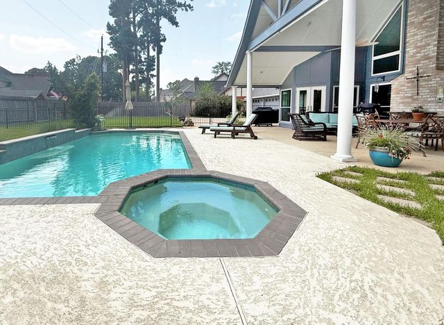 8018 Northbridge Drive, Spring, TX 77379
