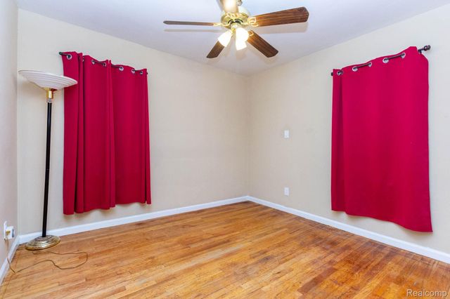 9572 Beaverland, Detroit, MI 48239