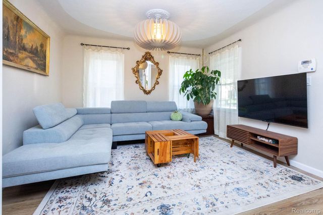 9572 Beaverland, Detroit, MI 48239