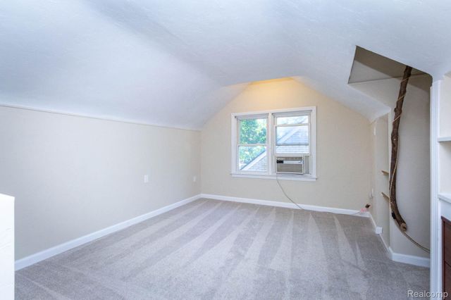 9572 Beaverland, Detroit, MI 48239
