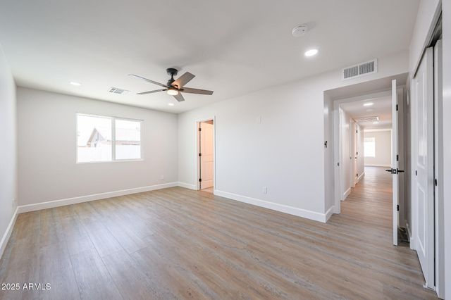 11202 N 43RD Drive, Glendale, AZ 85304