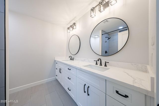 11202 N 43RD Drive, Glendale, AZ 85304