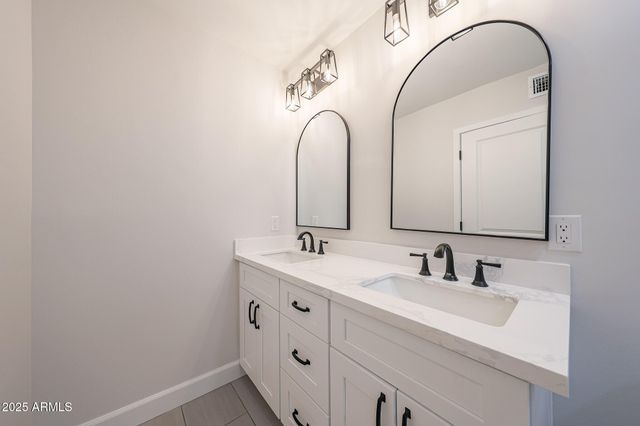 11202 N 43RD Drive, Glendale, AZ 85304