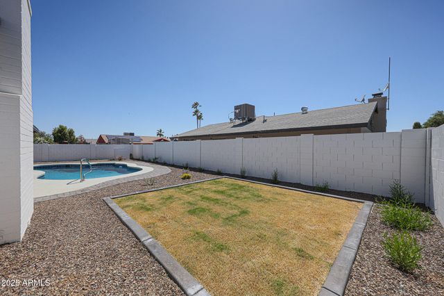 11202 N 43RD Drive, Glendale, AZ 85304