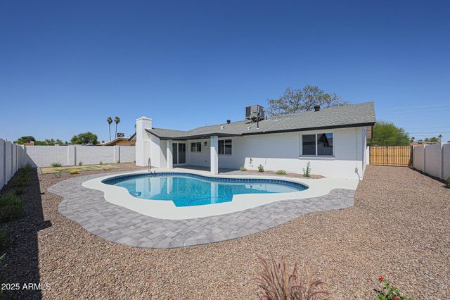 11202 N 43rd Drive, Glendale, AZ 85304