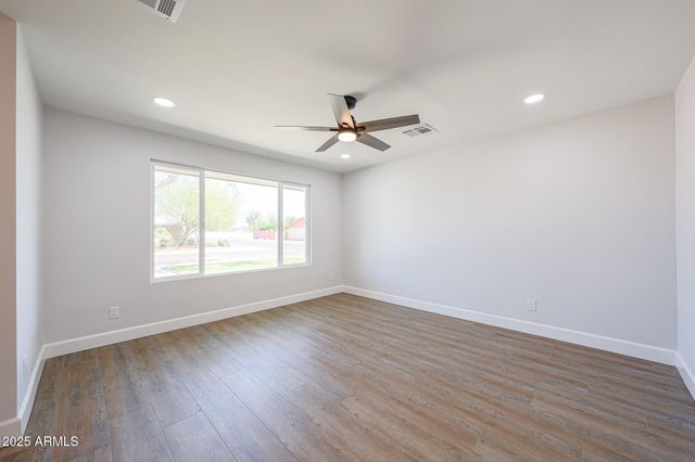 11202 N 43RD Drive, Glendale, AZ 85304