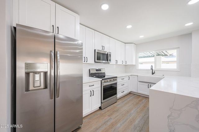 11202 N 43RD Drive, Glendale, AZ 85304