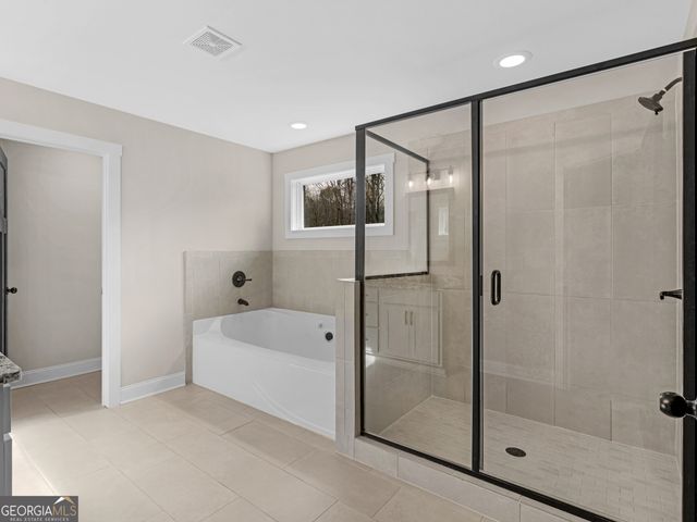 24 Deer Creek Court, Moreland, GA 30259