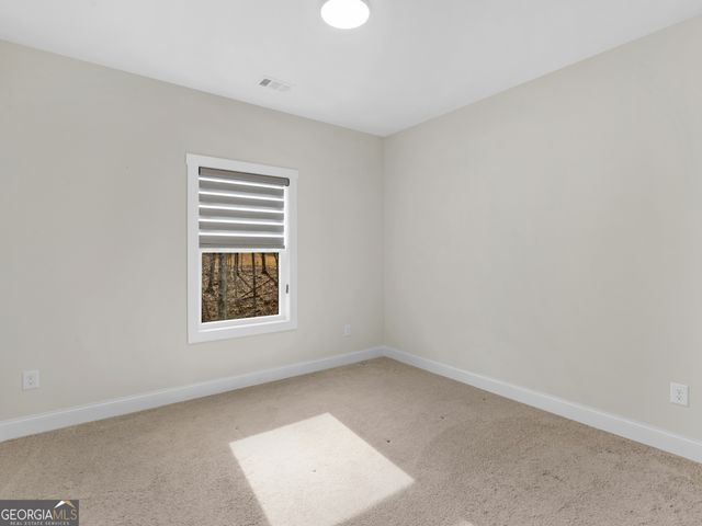 24 Deer Creek Court, Moreland, GA 30259