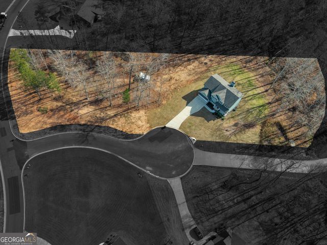 24 Deer Creek Court, Moreland, GA 30259