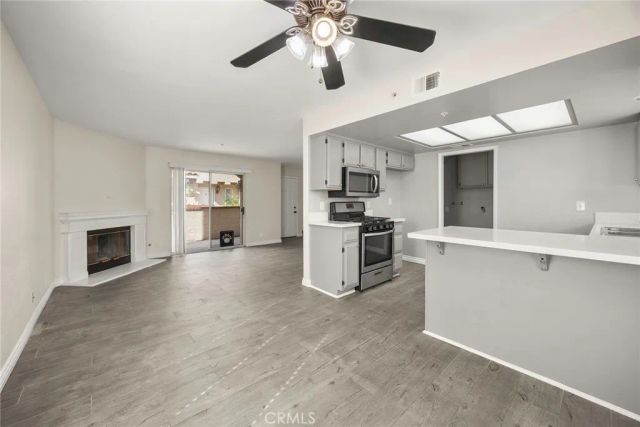 201 Laurel 17, Brea, CA 92821