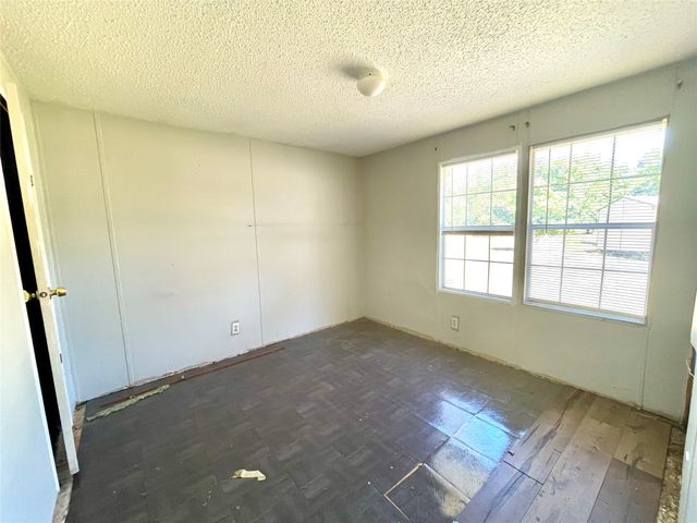 19931 County Road 4145, Lindale, TX 75771