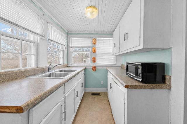 423 Mooresville Pike, Columbia, TN 38401