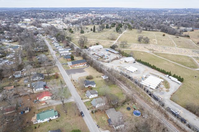 423 Mooresville Pike, Columbia, TN 38401