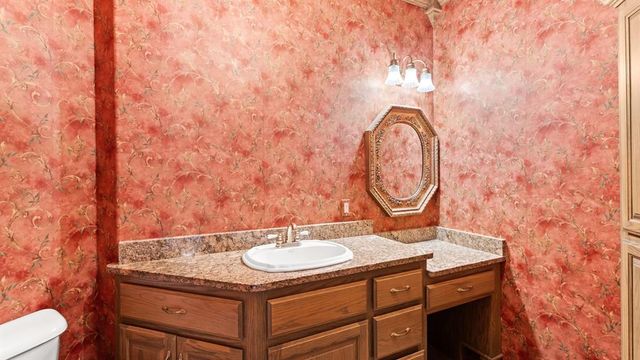 1212 N Clear Springs Road, Mustang, OK 73064