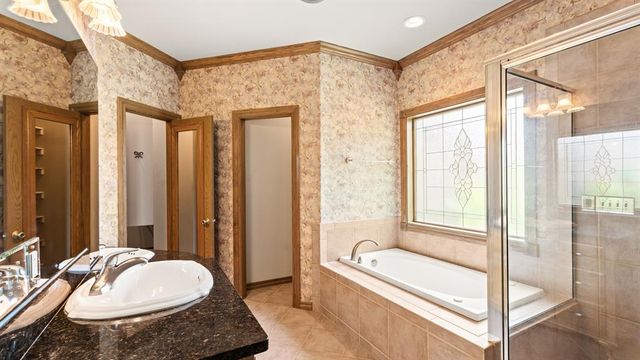 1212 N Clear Springs Road, Mustang, OK 73064