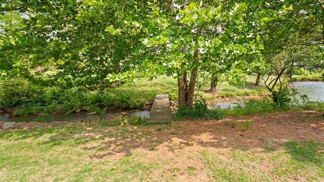 1212 N Clear Springs Road, Mustang, OK 73064