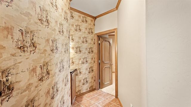 1212 N Clear Springs Road, Mustang, OK 73064