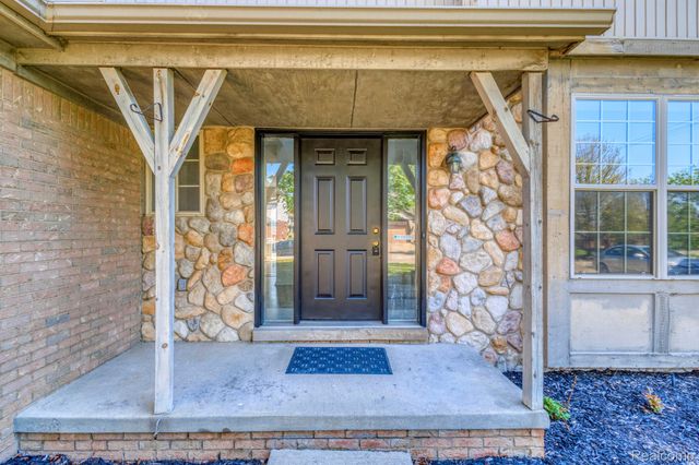 1777 Brookdale Drive, Canton Charter Township, MI 48188