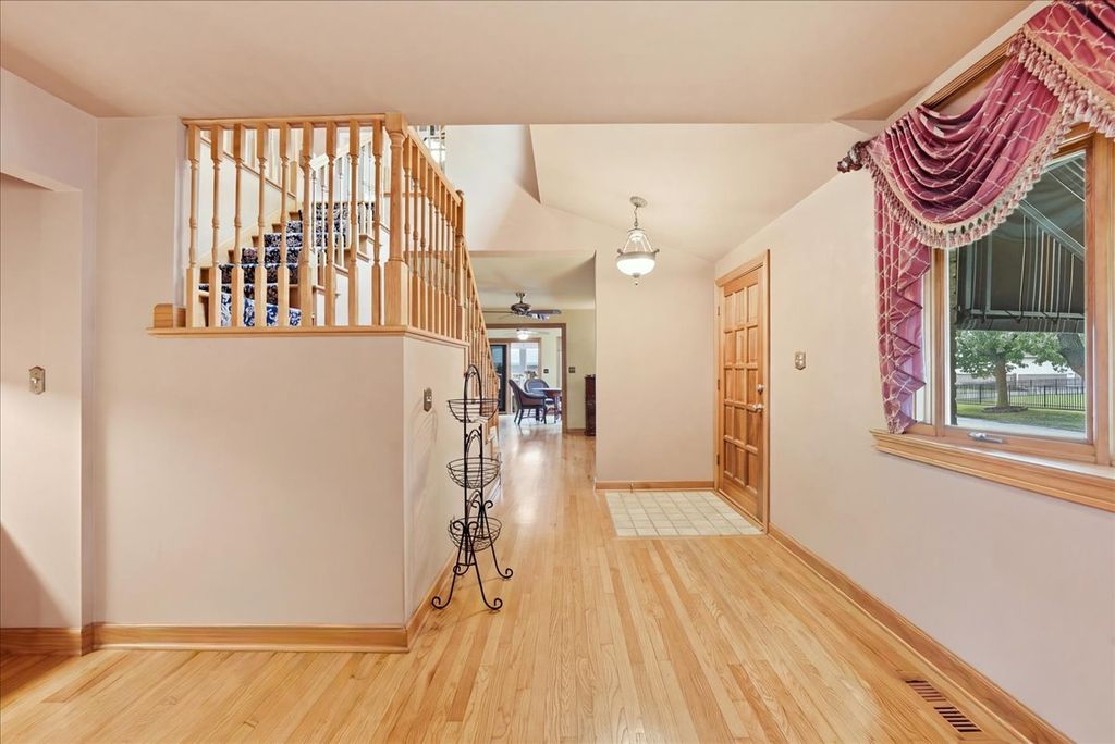 455 N Joyce Street, Lombard, IL 60148 — photo 4