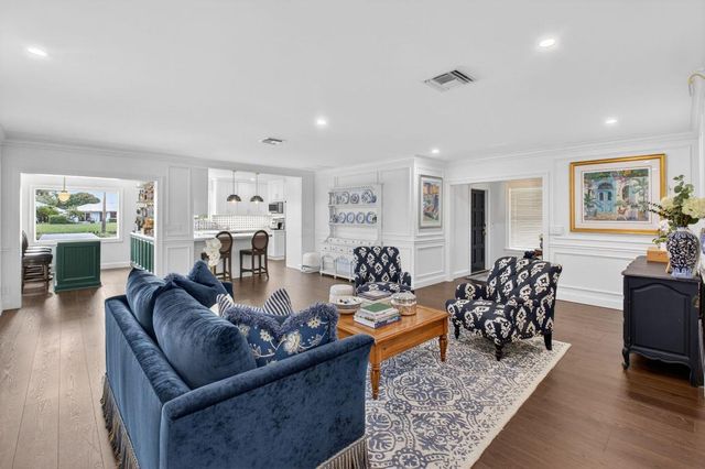 13 Acacia Drive, Boynton Beach, FL 33436