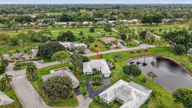 13 Acacia Drive, Boynton Beach, FL 33436