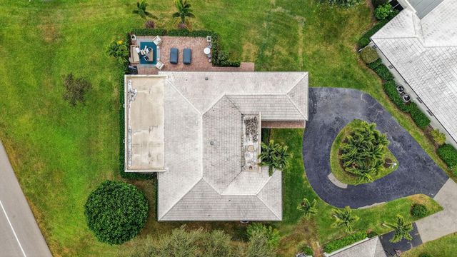 13 Acacia Drive, Boynton Beach, FL 33436