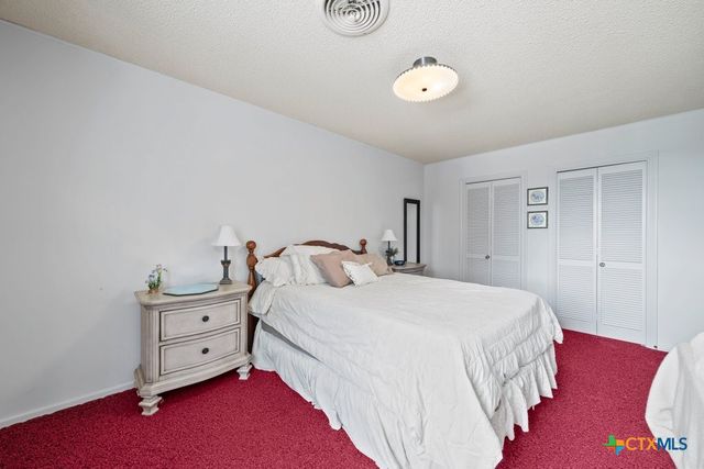 699 Floral Avenue, New Braunfels, TX 78130