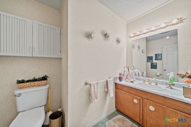 699 Floral Avenue, New Braunfels, TX 78130