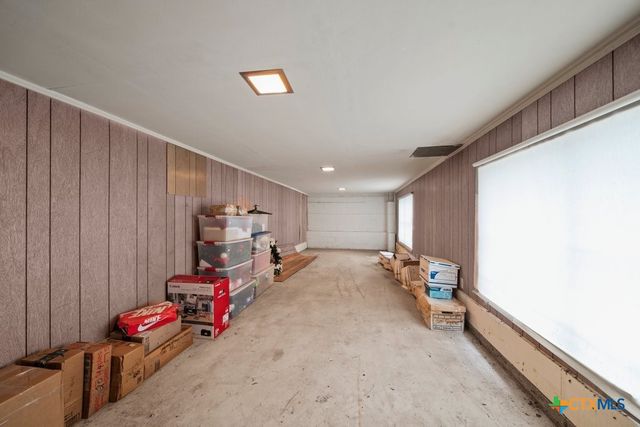 699 Floral Avenue, New Braunfels, TX 78130