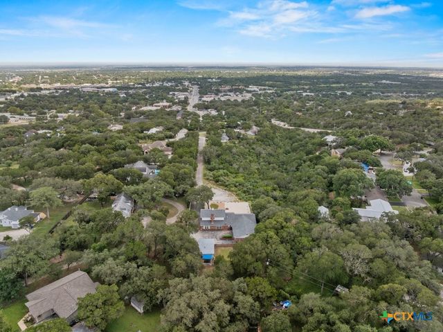 699 Floral Avenue, New Braunfels, TX 78130