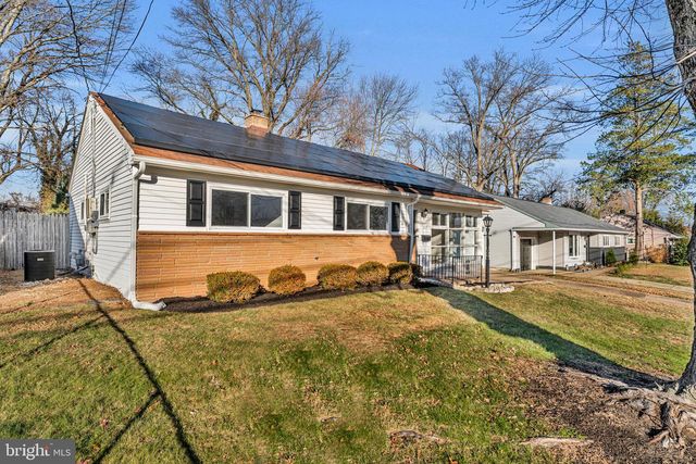 107 CHAPEL AVE E, Cherry Hill, NJ 08034