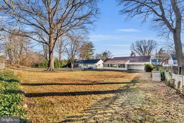 107 CHAPEL AVE E, Cherry Hill, NJ 08034