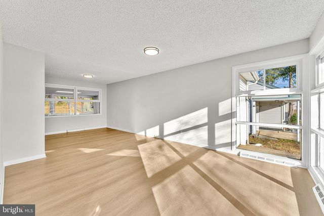 107 CHAPEL AVE E, Cherry Hill, NJ 08034