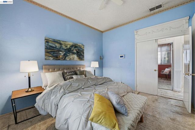 5246 Tacoma Cmn, Fremont, CA 94555