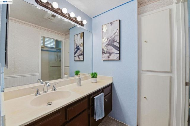 5246 Tacoma Cmn, Fremont, CA 94555