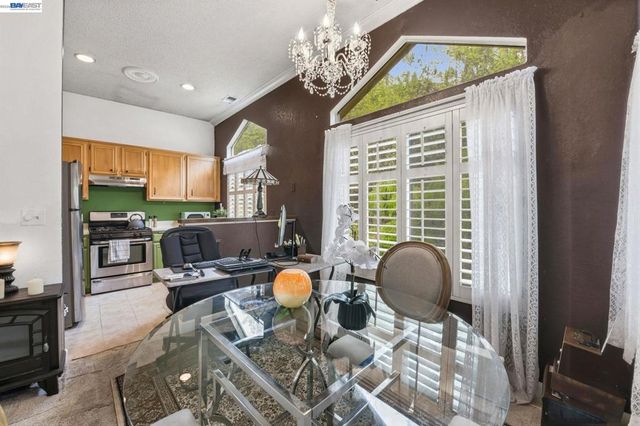 5246 Tacoma Cmn, Fremont, CA 94555