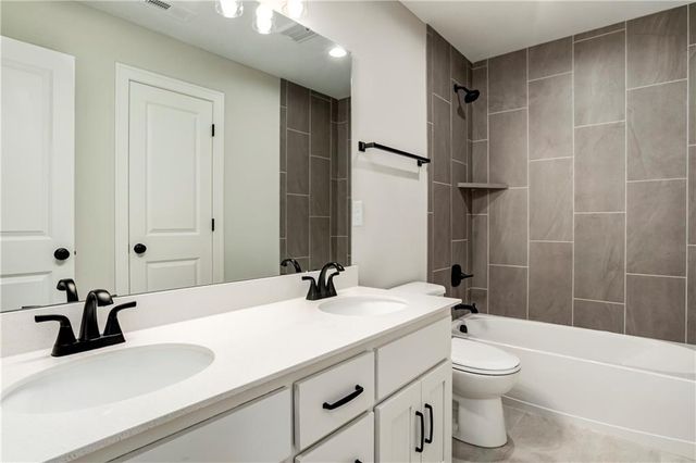 16977 S Mahaffie Street, Olathe, KS 66062